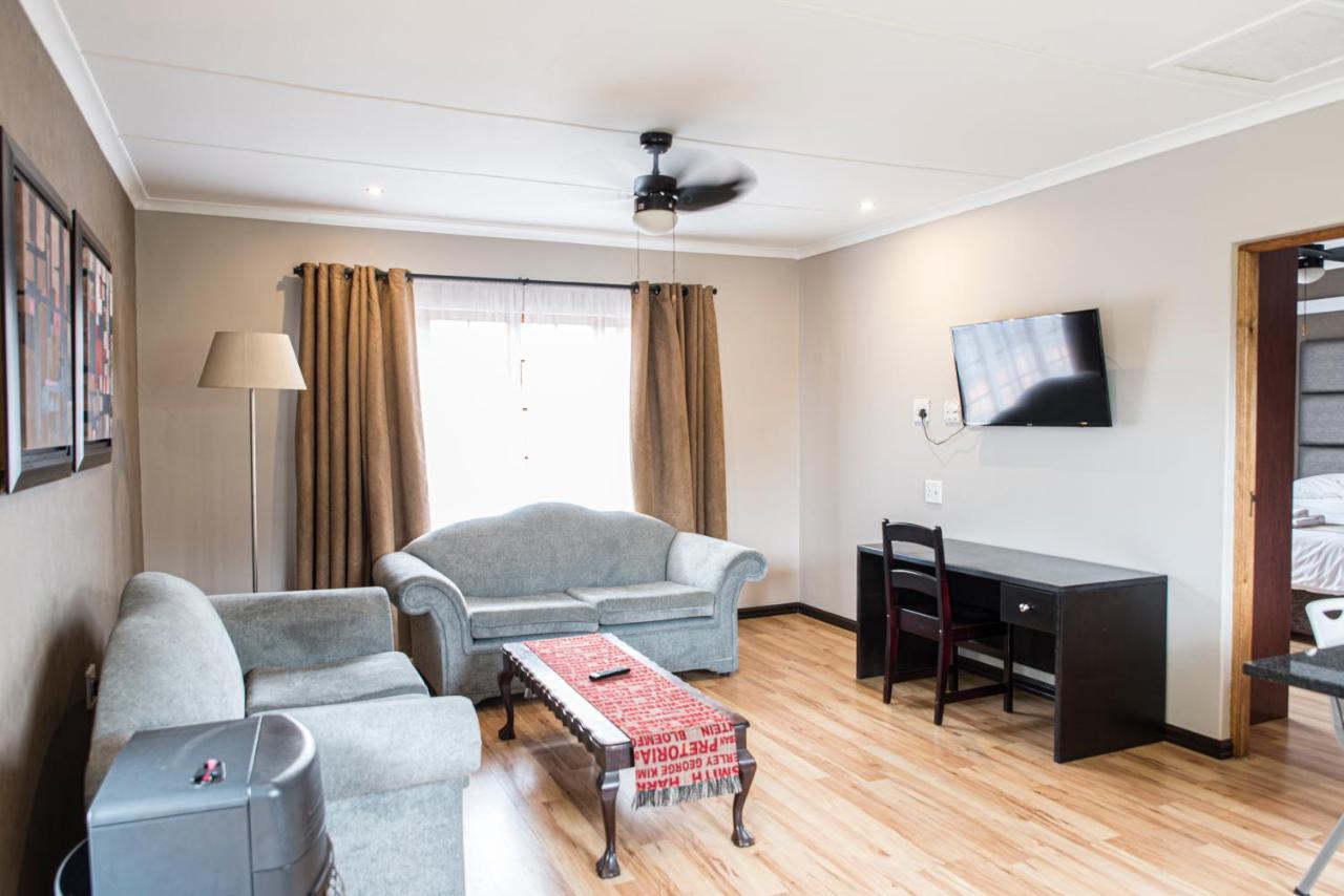 Ruth Avenue Guest House Edenvale Exterior foto